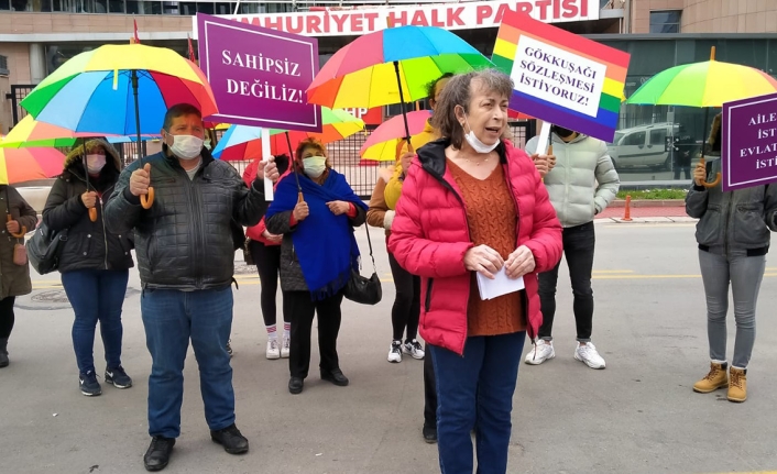 CHP’nin 2015 Yılındaki LGBT Kanun Teklifi Yeniden Gündemde: Özgür Özel’in İmzası Dikkat Çekti