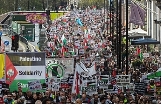 ​Londra'da Dev Filistin ve İran Yürüyüşü:...