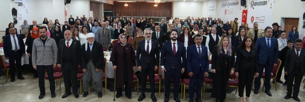 Büyük Türkiye İçin Dev Adım: Türkiye Gelişim ve Gençlik Vakfı Sahaya İndi!